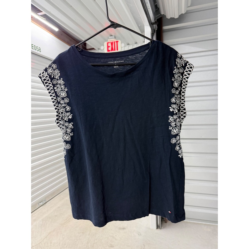 Tommy Hilfiger Navy Blue Embroidered Cap Sleeve Slub Knit Top Womens Medium